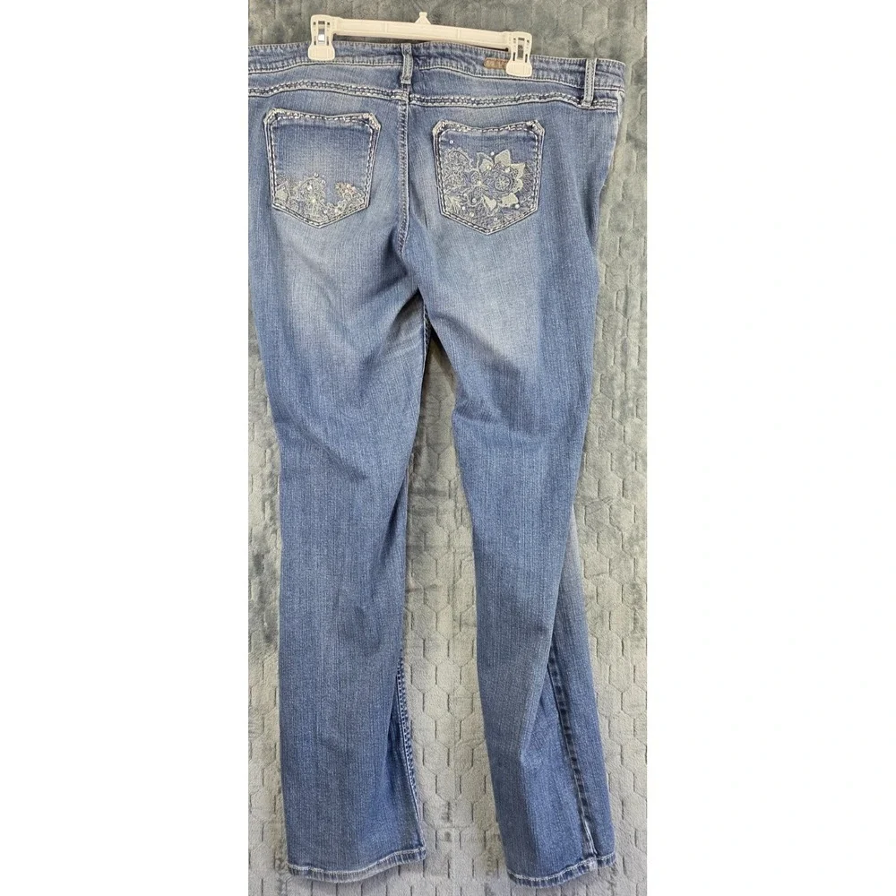 Rock 47 Wrangler Women's Boot Cut Jeans Blue Light Wash Low Rise‎ Denim WHX16TL
